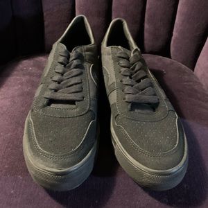 Duuo High Quality Vegan Shoes - New (unboxed)